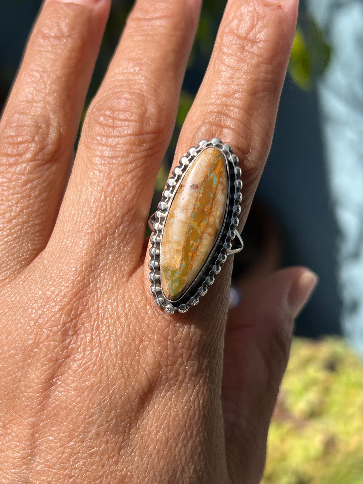 Royston Ribbon Ring