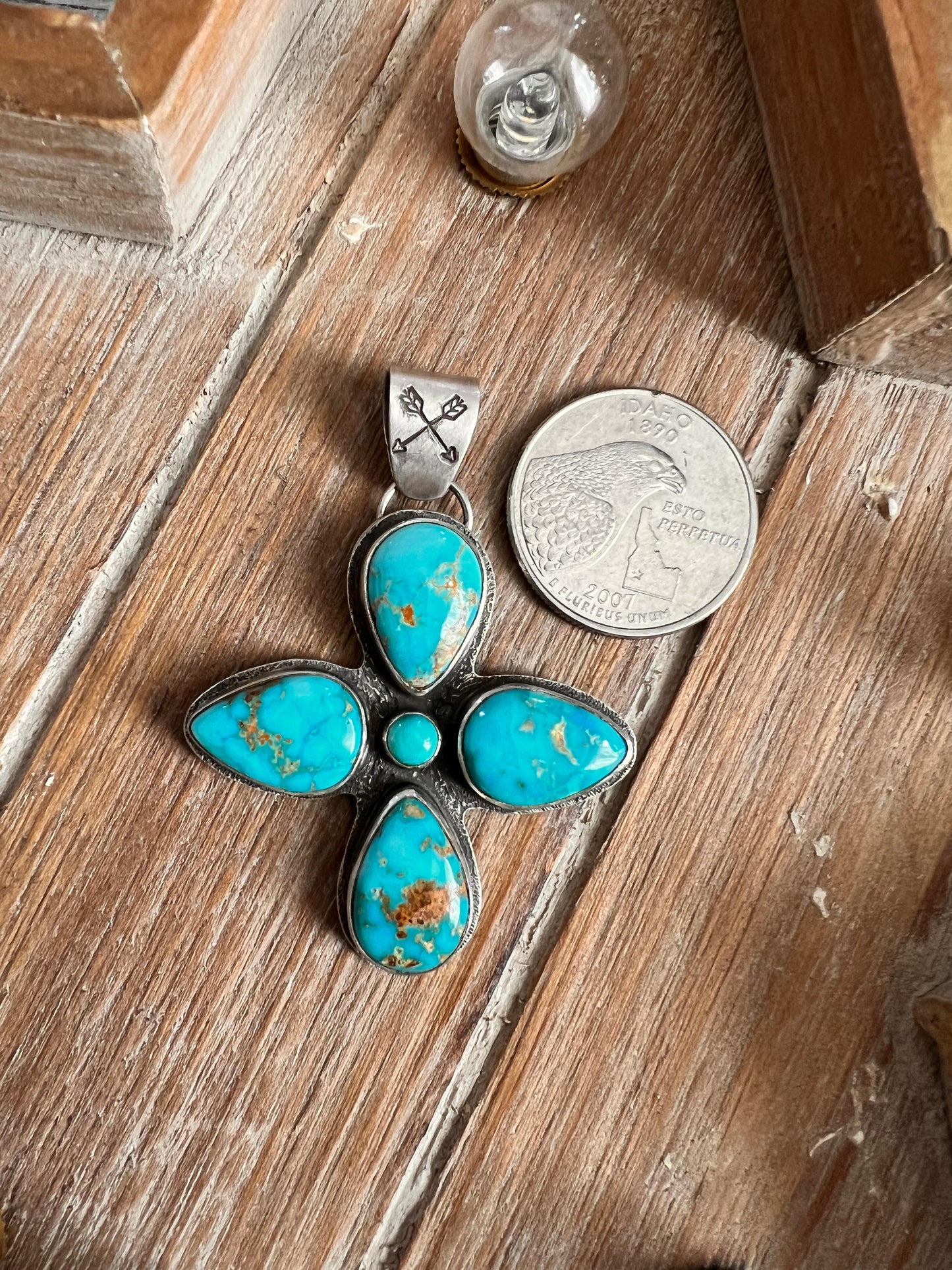 Palomino Turquoise pendant