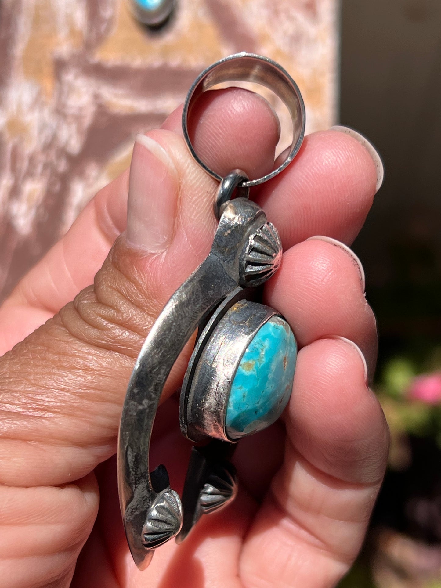 Naja Pendant