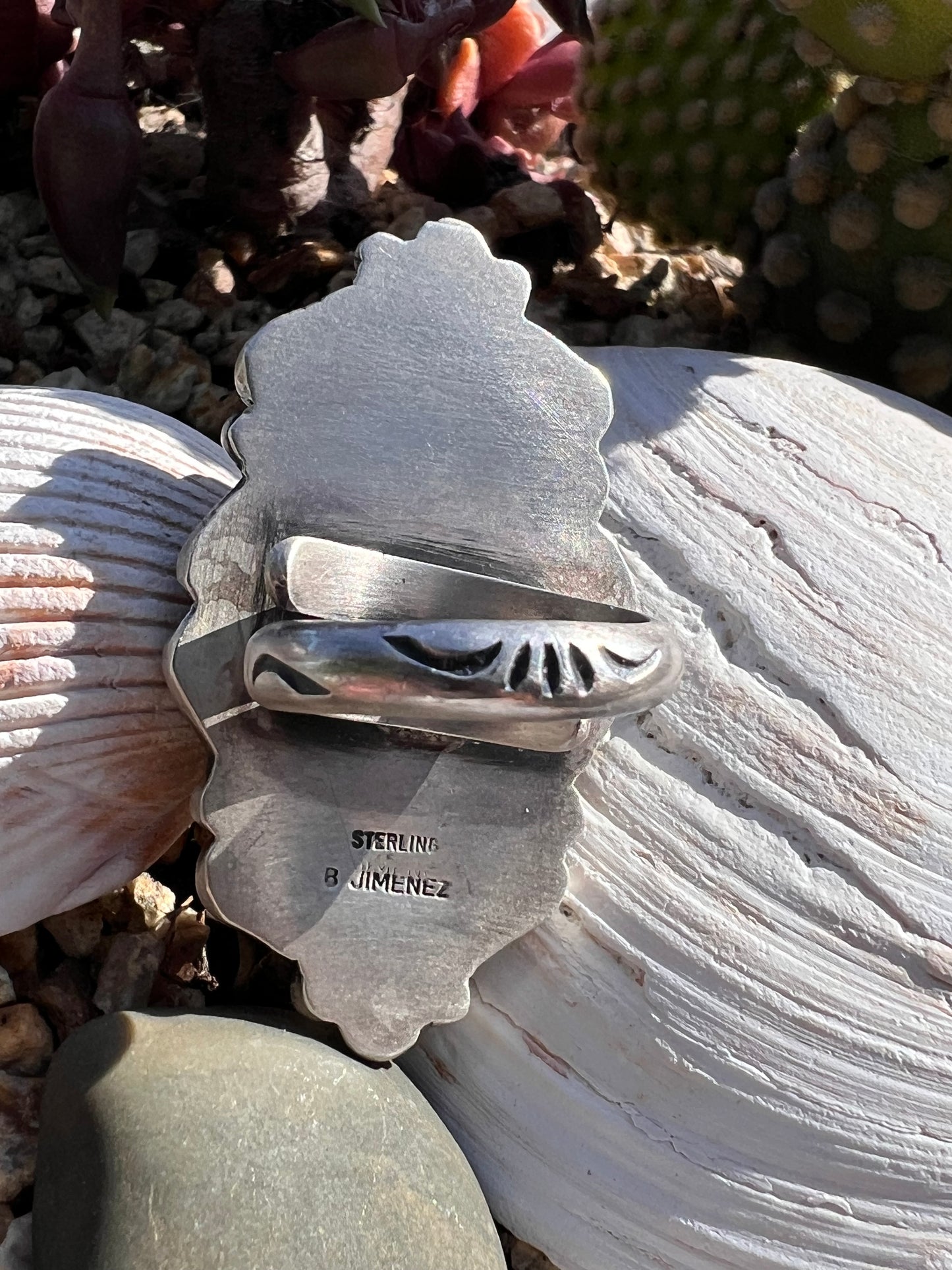 Adjustable Number 8 Ring