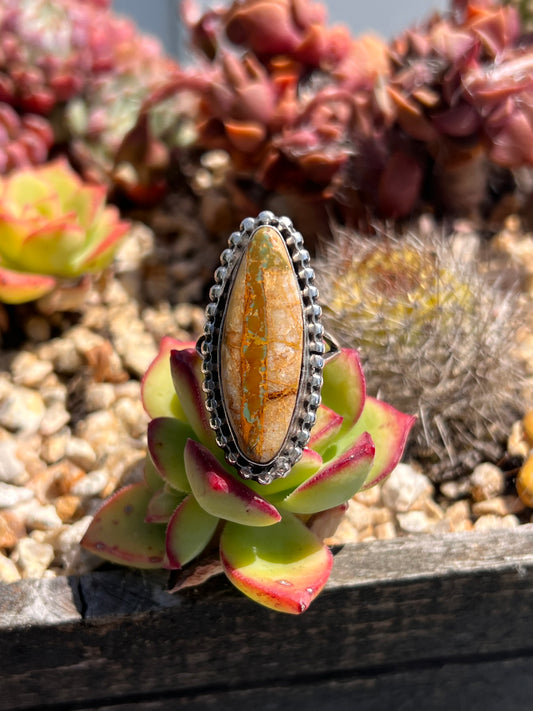 Royston Ribbon Ring