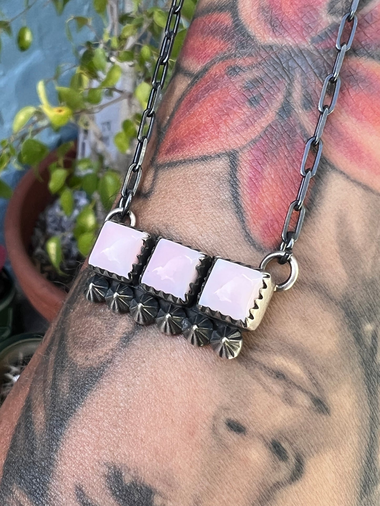 Pink Conch Bar necklace