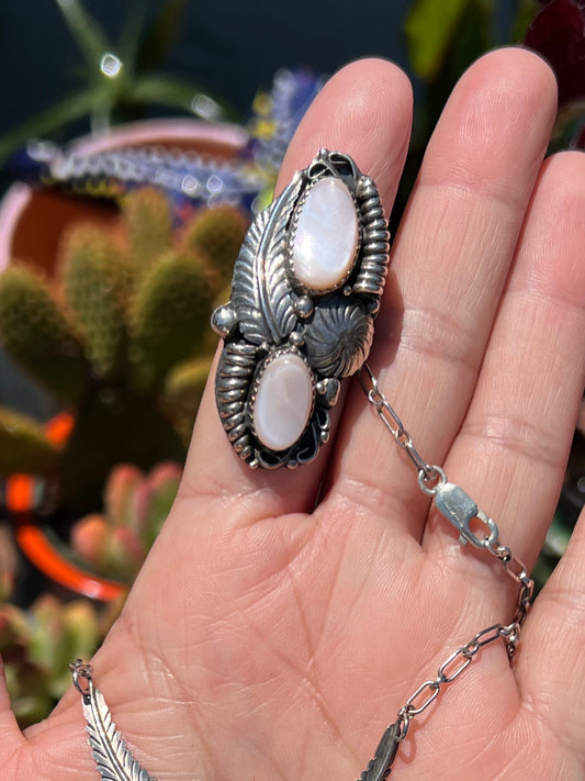 Pink Mother of pearl ring