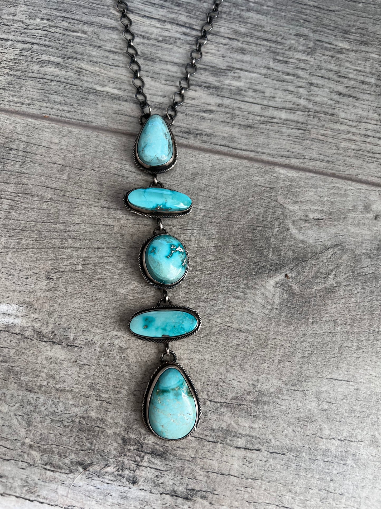 Tie necklace lariat