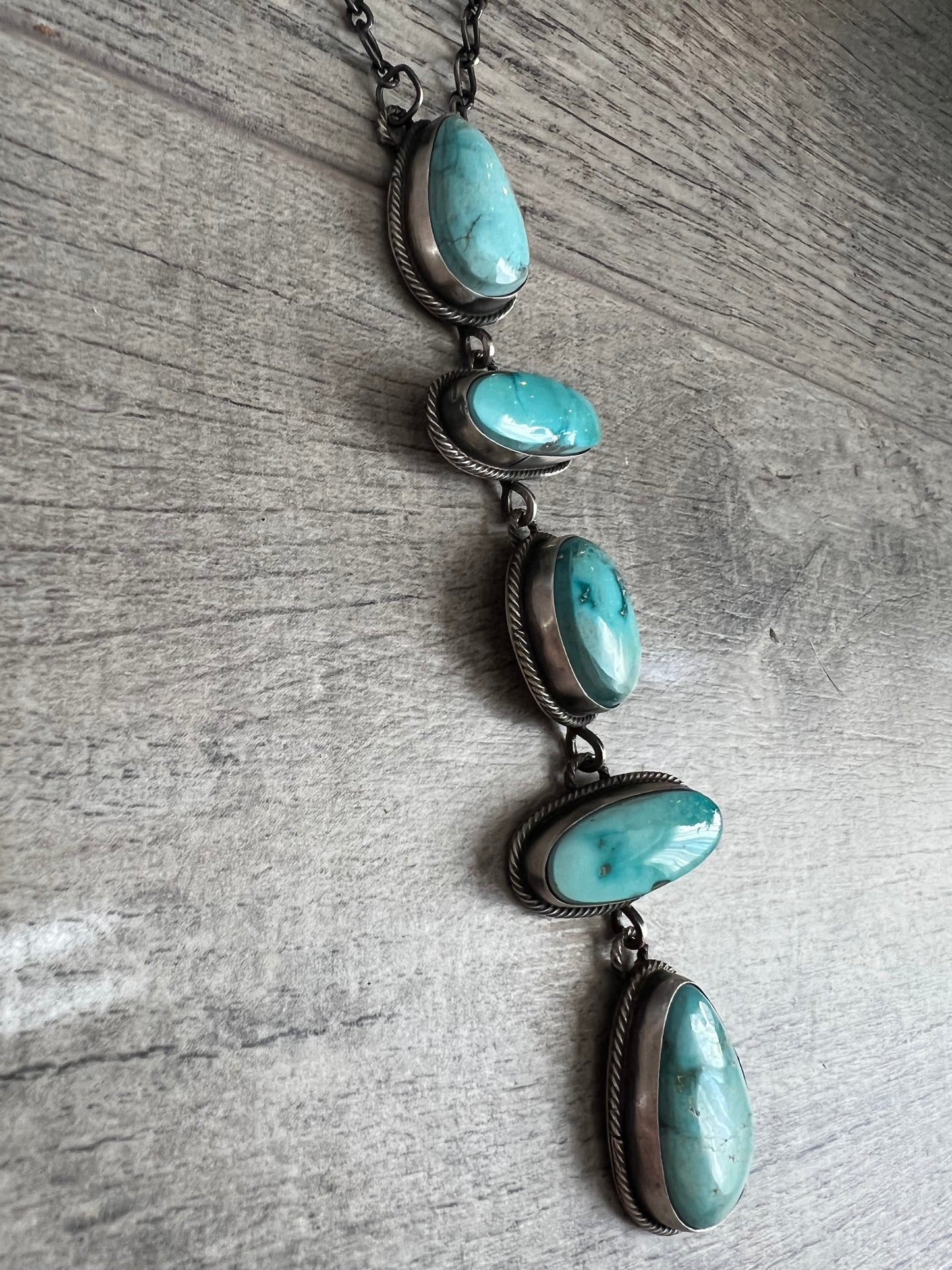 Tie necklace lariat
